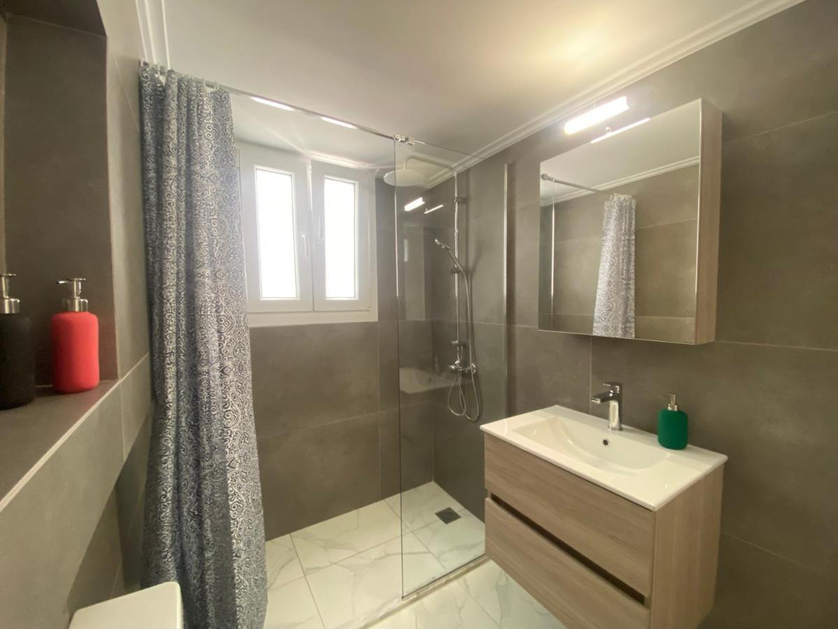 Faliro Comfort Apartment 10 Mins Walking To The Beach Aten Exteriör bild